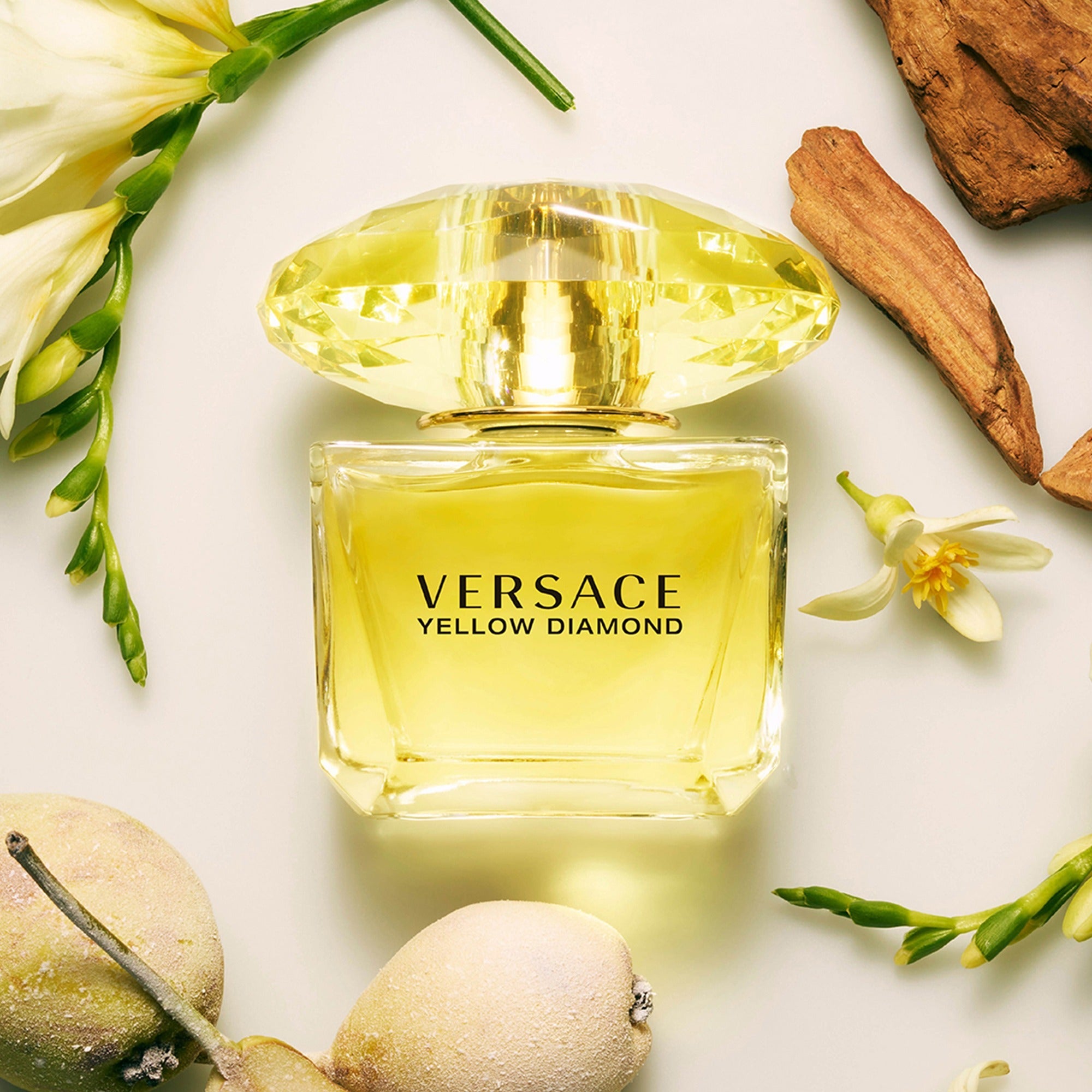 VERSACE Yellow Diamond Perfume For Her 90 ml
